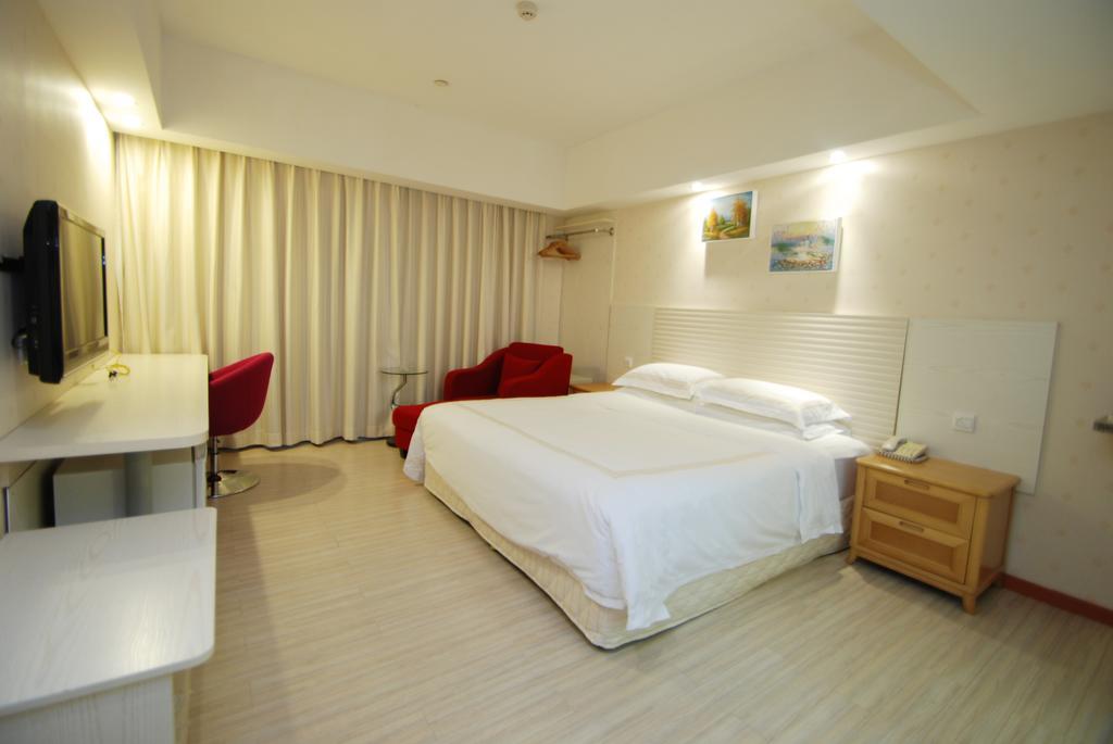 Overseas Chinese Friendship Hotel Kanton Exterior foto
